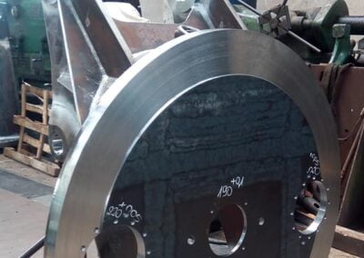 Machining elements of ship cranes